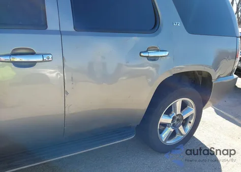 2009 Chevrolet Tahoe Ltz z USA, uszkodzony, nr VIN 1GNFK33079R173676